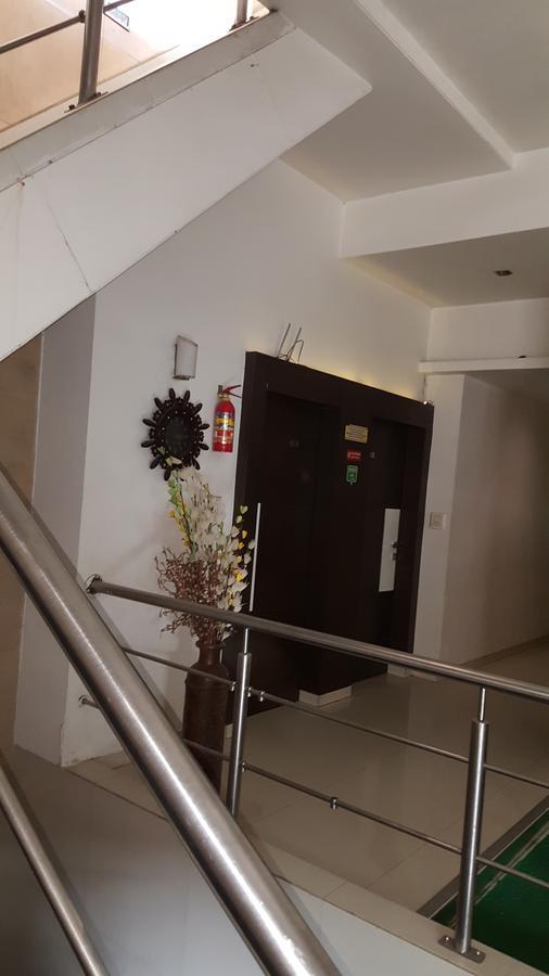 Hotel Khandesh Residency Panvel Exteriör bild